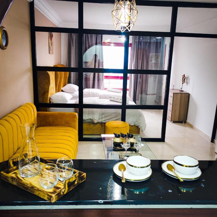 Nouveau Appartement Au Plein Centre-Ville En Face Hilton Tanger Luaran gambar