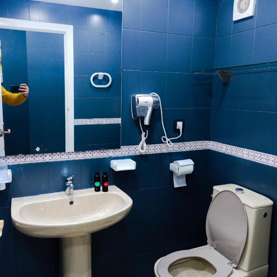 Nouveau Appartement Au Plein Centre-Ville En Face Hilton Tanger Luaran gambar
